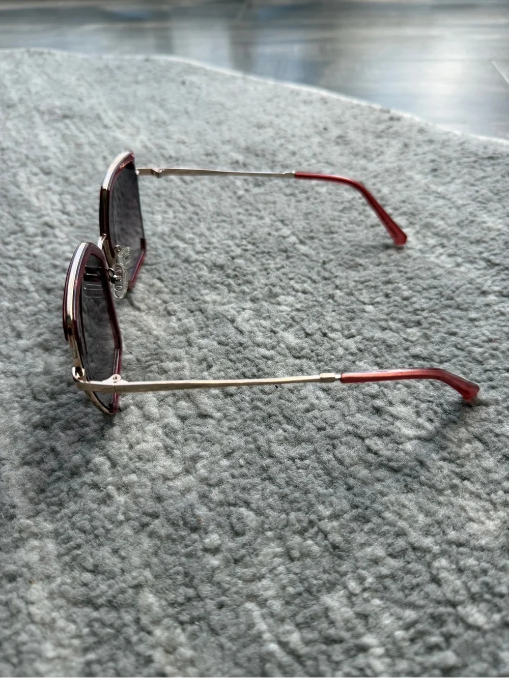 Guess Women’s Sunglasses GF0418/S 69T 58-20-15’3 Gold Rectangular Frame